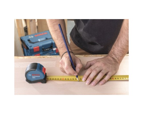 Рулетка Bosch 5м х 19мм (1.600.A01.6BH)