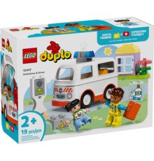 Конструктор LEGO DUPLO Town Швидка допомога та водій (10447)