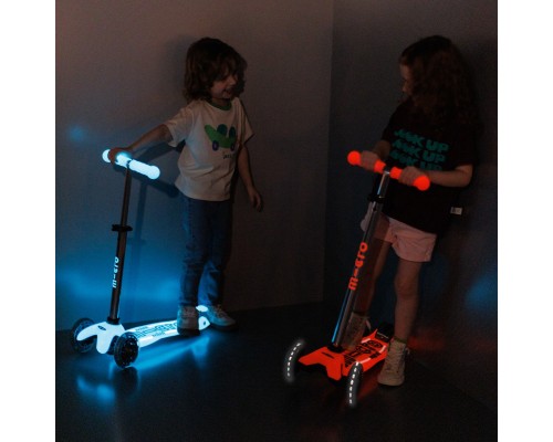 Самокат Micro Maxi Deluxe Glow LED Plus Червона аура (MMD379)