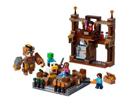 Конструктор LEGO Minecraft Бійцівський ринг у лісовому маєтку (21272)