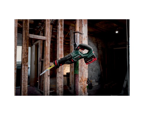 Шабельна пила Metabo SSEP 18 LT BL 18V, хід 32мм, 0-3000об/хв, 3кг (без АКБ та ЗП) (601617850)