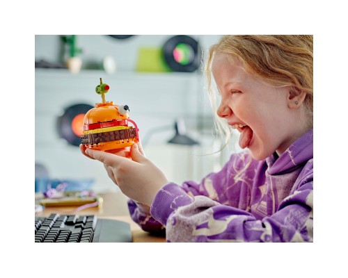 Конструктор LEGO Fortnite Durrr Burger (77070)