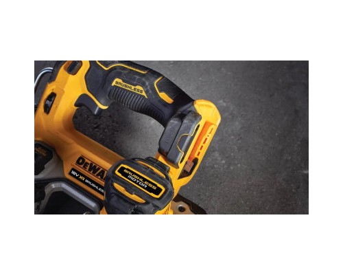 Стрічкова пила DeWALT 18В XR Li-lon, 46-116 м/хв, кейс TSTAK (бкз АКБ та ЗУ) (DCS377NT)