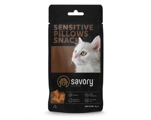 Ласощі для котів Savory Snacks Pillows Gourmand with Salmon 60 г (4820261921328)
