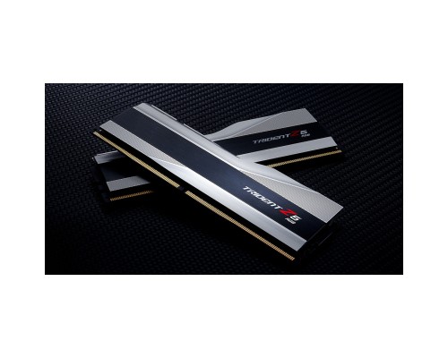 Модуль пам'яті для комп'ютера DDR5 64GB (2x32GB) 6000 MHz Trident Z5 RGB G.Skill (F5-6000J3040G32GX2-TZ5RS)