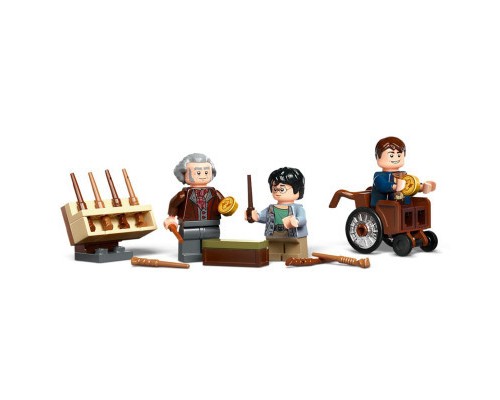 Конструктор LEGO Harry Potter Крамниці Олівандера й мантій від Мадам Малкін (76439)