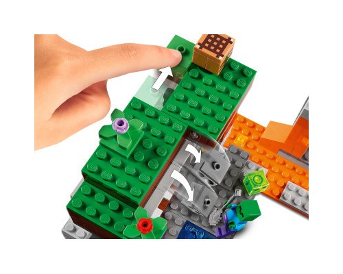 Конструктор LEGO Minecraft Закинута шахта (21166)