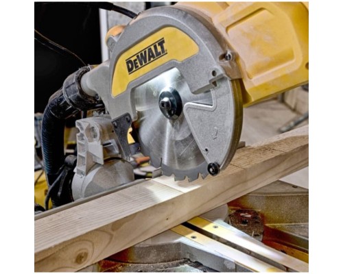 Торцювальна пила DeWALT DWS777