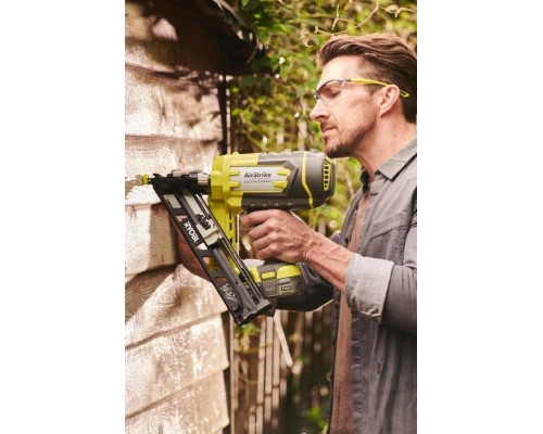 Цвяхозабивач Ryobi ONE+ R15GN18-0 18V, цвяхи 24-64мм, 3.1кг (без АКБ та ЗП) (5133005297)