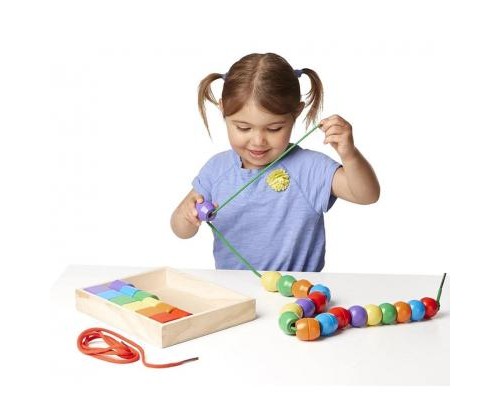 Розвиваюча іграшка Melissa&Doug Початкова шнурівка (MD10544)