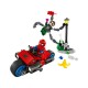 Конструктор LEGO Super Heroes Погоня на мотоциклах Людина-Павук vs. Доктор Восьминіг 77 деталей (76275)