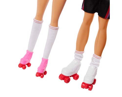 Лялька Barbie набір Барбі та Кен На роликах удвох (HXK90)