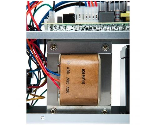 Пристрій безперебійного живлення LogicPower LP-1400VA (8294) Пристрій безперебійного живлення LogicPower LP-1400VA (8294)