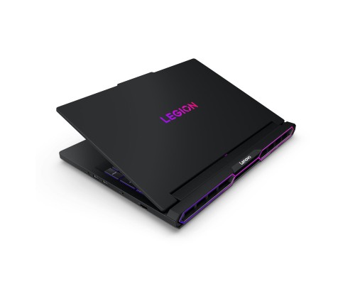 Ноутбук Lenovo Legion Pro 7 16IAX10H (83F500GLRA)