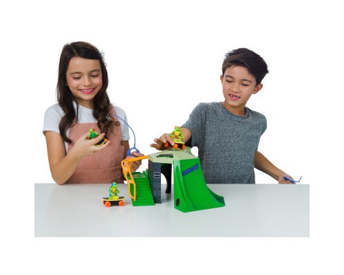 Ігровий набір Funrise TMNT Черепашки-ніндзя класичні міні Скейт-парк (71053)