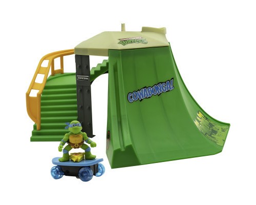 Ігровий набір Funrise TMNT Черепашки-ніндзя класичні міні Скейт-парк (71053)