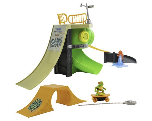 Ігровий набір Funrise TMNT Черепашки-ніндзя класичні Чумовий скейт-парк (71044)