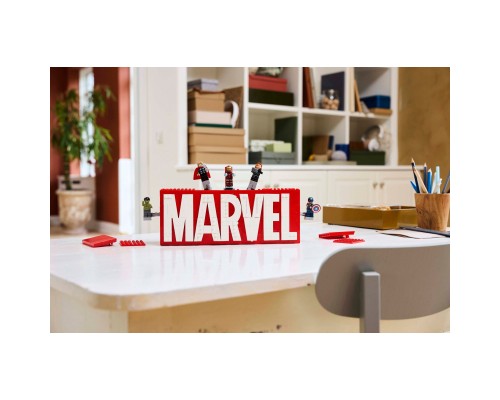 Конструктор LEGO Super Heroes Логотип і мініфігурки MARVEL (76313)