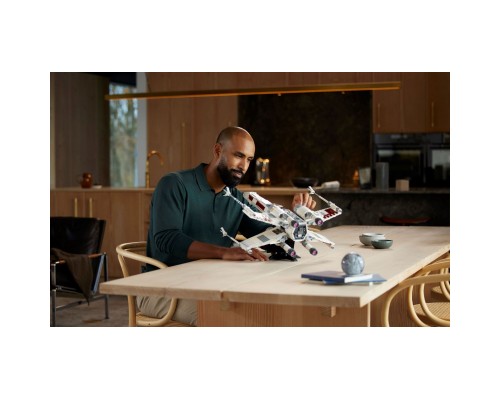 Конструктор LEGO Star Wars Винищувач X-Wing (75355)