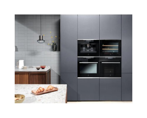Холодильник Electrolux KBW5T