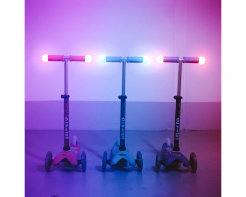 Самокат Micro Mini Deluxe Magic Pink LED (MMD130)