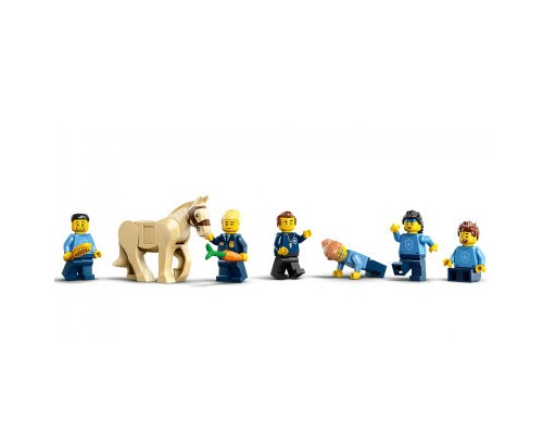 Конструктор LEGO City Поліцейська академія 823 деталей (60372)