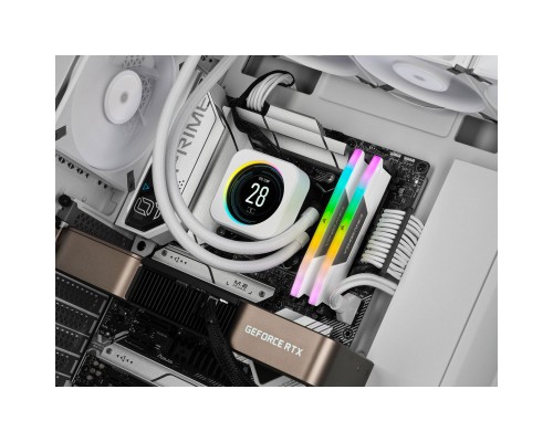 Модуль пам'яті для комп'ютера DDR5 32GB (2x16GB) 5200 MHz Vengeance RGB White Corsair (CMH32GX5M2B5200C40W)