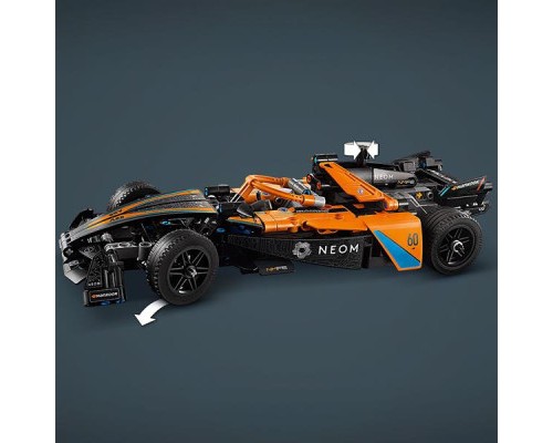 Конструктор LEGO Автомобіль для перегонів NEOM McLaren Formula E 452 деталі (42169)
