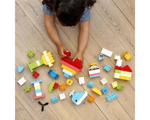 Конструктор LEGO DUPLO Коробка-серце (10909)