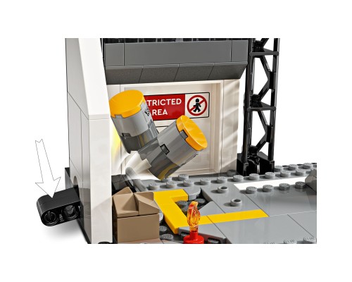 Конструктор LEGO Super Heroes Перший месник: Протистояння Пригодницька битва (76314)