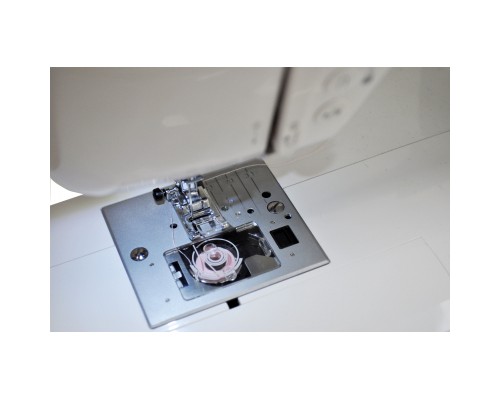 Швейна машина Leader CORAL