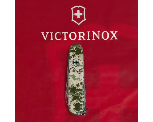 Ніж Victorinox Climber Army Піксель (1.3703.3_W3940p)
