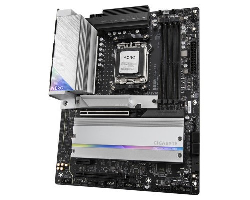 Материнська плата GIGABYTE B650 AERO G