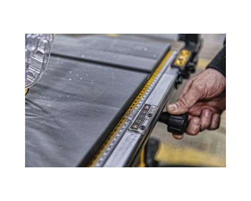 Циркулярна пила DeWALT пиляльний, 2000 Вт, 4800 об/хв, 250х30мм, 26.5 кг (DWE7492)