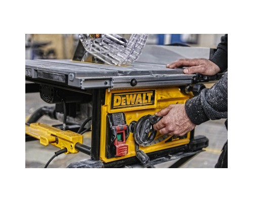 Циркулярна пила DeWALT пиляльний, 2000 Вт, 4800 об/хв, 250х30мм, 26.5 кг (DWE7492)