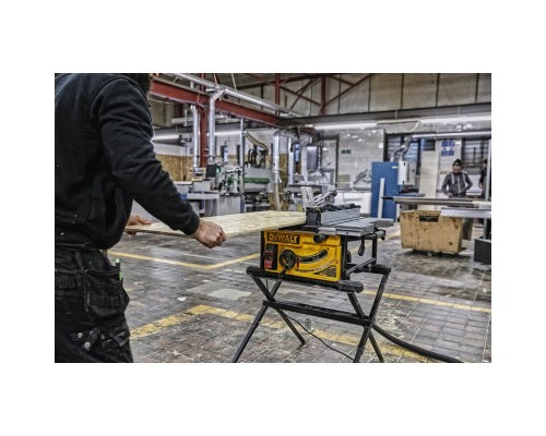 Циркулярна пила DeWALT пиляльний, 2000 Вт, 4800 об/хв, 250х30мм, 26.5 кг (DWE7492)