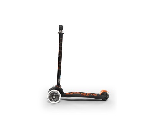 Самокат Micro Maxi Deluxe black/orange LED (MMD143)