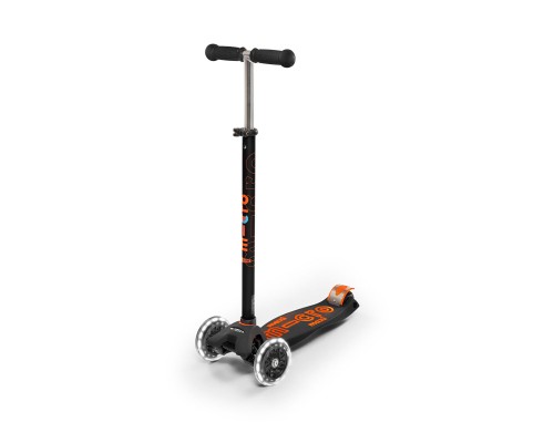 Самокат Micro Maxi Deluxe black/orange LED (MMD143)