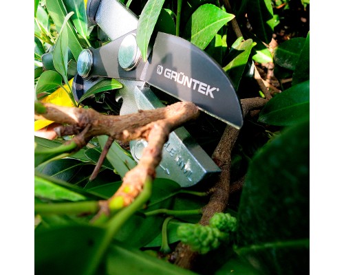 Секатор Gruntek Grizzly із зубчастою передачею 470 мм (295203470)