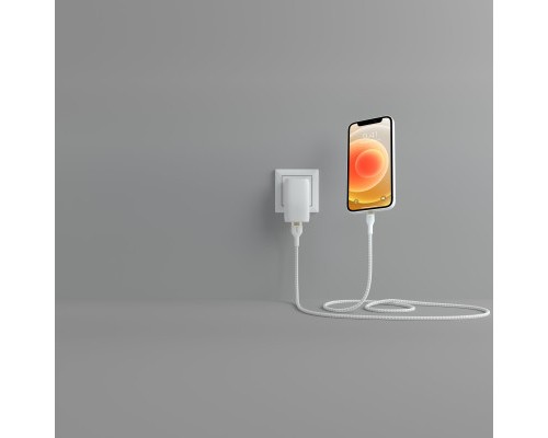 Дата кабель USB 2.0 AM to Lightning 1.0m white Belkin (CAA010BT1MWH)