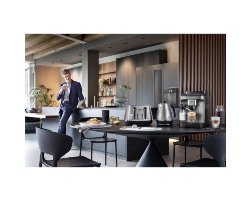 Електрочайник DeLonghi KBIN 2001 TB