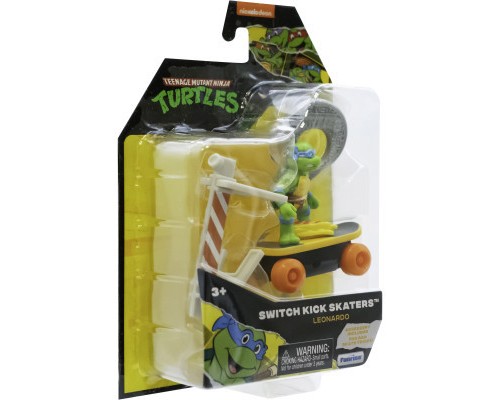 Ігровий набір Funrise TMNT Черепашки-ніндзя класичні Скейтбордист з лаунчером Леонардо (71040)
