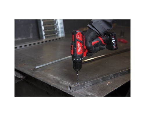 Шуруповерт Milwaukee M12 BDD-202C, 30 Нм (4933441915)