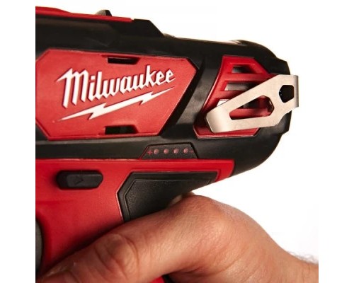 Шуруповерт Milwaukee M12 BDD-202C, 30 Нм (4933441915)