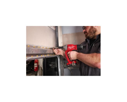 Заклепувальник Milwaukee M18 ONEFPLT-0X (без АКБ та ЗП) (4933478637)