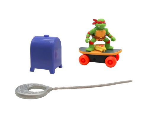 Ігровий набір Funrise TMNT Черепашки-ніндзя класичні Скейтбордист з лаунчером Рафаель (71043)