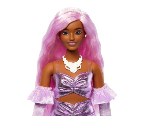 Лялька Barbie Deluxe style Barbiecore Модниця у сукні металік (HYV25)