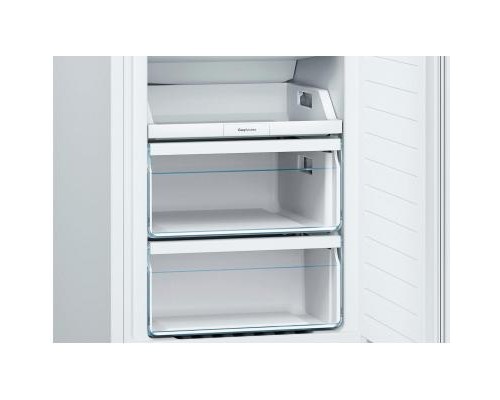 Холодильник Bosch KGN36NW306