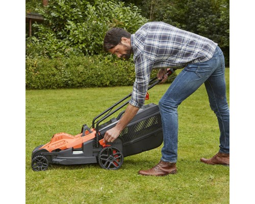 Газонокосарка Black&Decker 1.8 кВт, 42 см (BEMW481BH) Газонокосарка Black&Decker 1.8 кВт, 42 см (BEMW481BH)