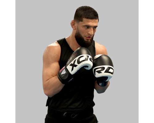Боксерські рукавички RDX F4 Boxing Sparring Gloves Hook & Loop White/Black 14 унцій (BGR-F4B-14OZ)